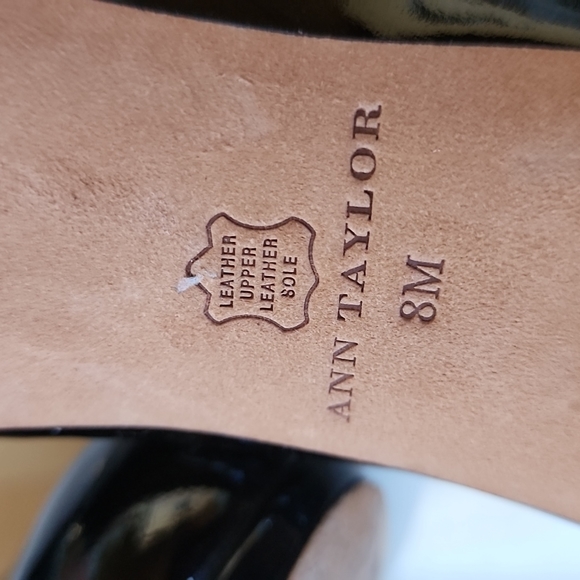 Ann Taylor black patent platform heels Size 8m - Picture 9 of 14